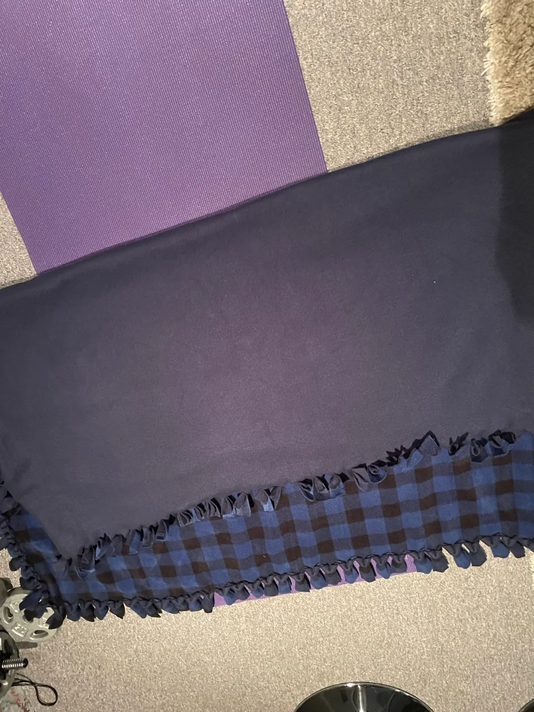 🥕Blue Checkered Fleece Throw Blanket image indicator(2)