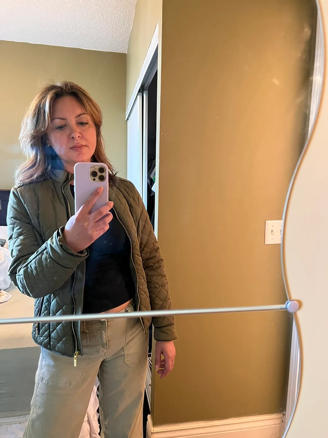 GUESS Quilted Olive Green Jacket - Size S image indicator(4)