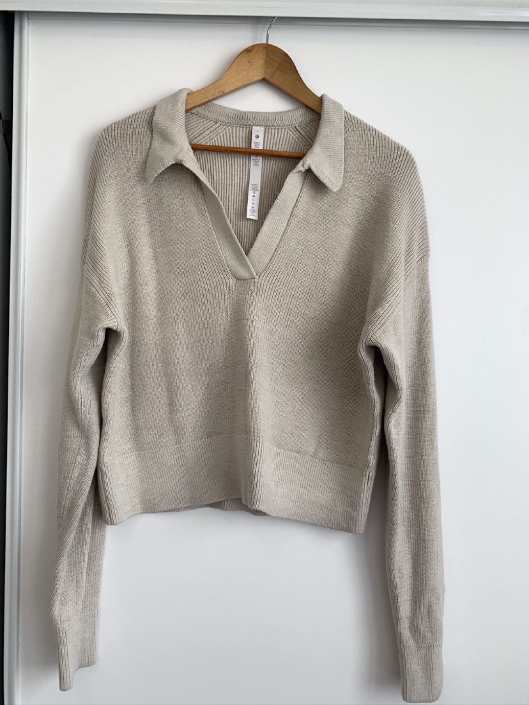 Lululemon Cropped Sweater size L