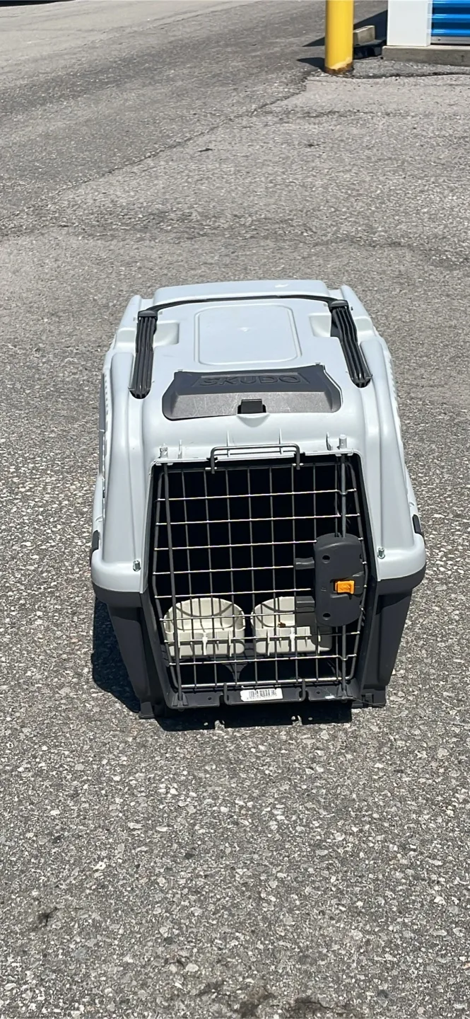 Skudo Pet Carrier thumbnail