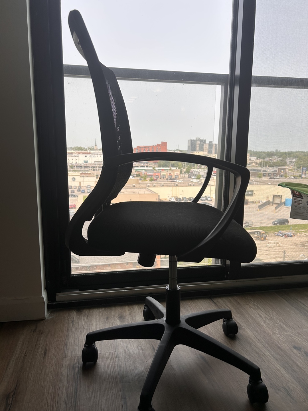 Comfortable & Adjustable Office Chair - Excellent Condition! - photo 2