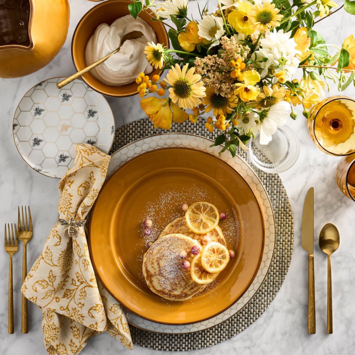 Williams Sonoma Honeycomb Appetizer Plates - photo 4