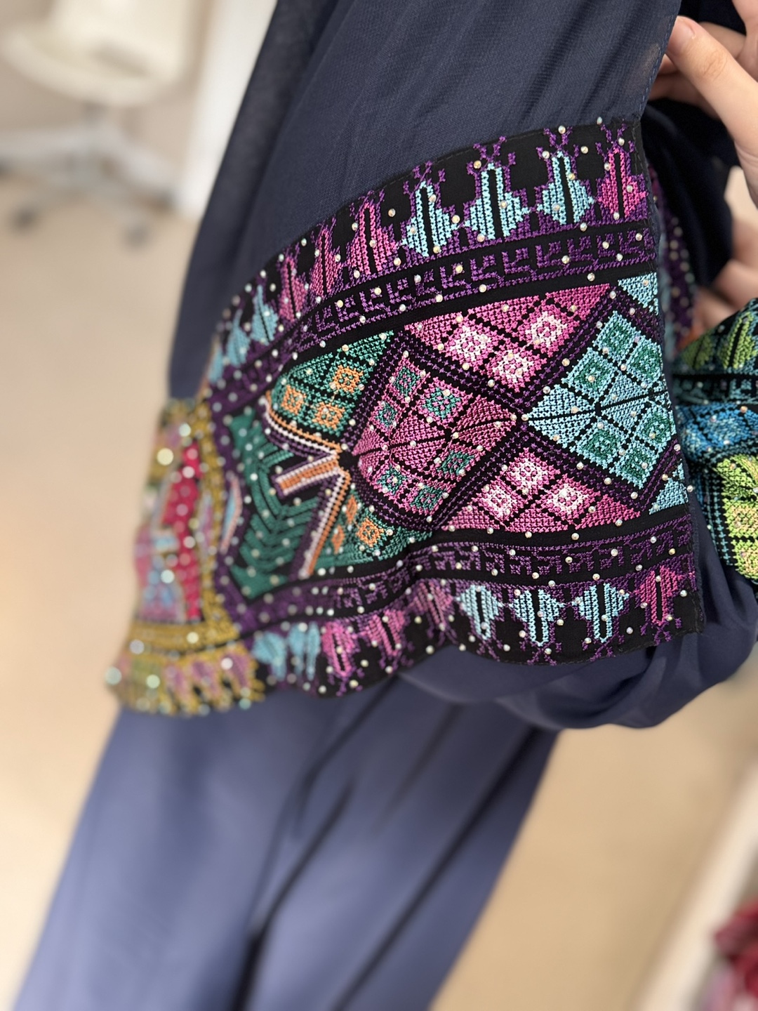 Embroidered Abaya Dress with Matching Headscarf - photo 4