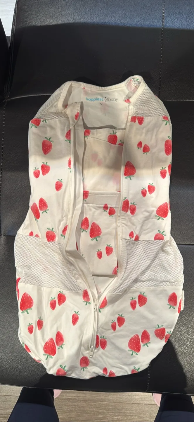 Happiest Baby Swaddle Strawberry Print thumbnail