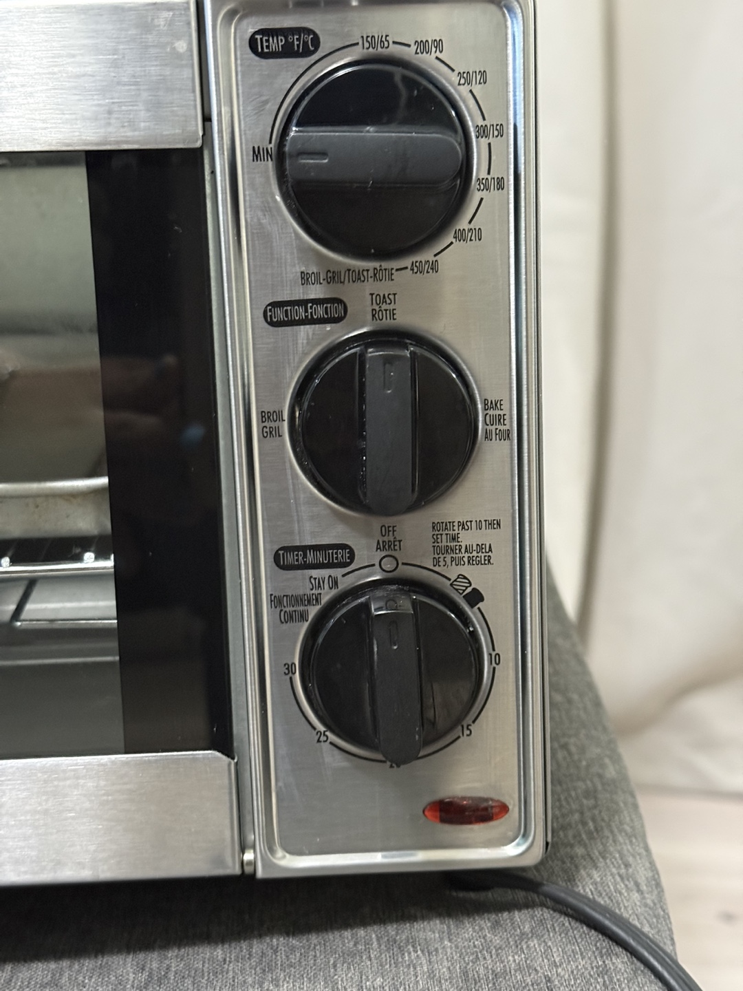 Hamilton Beach Countertop Oven - photo 5