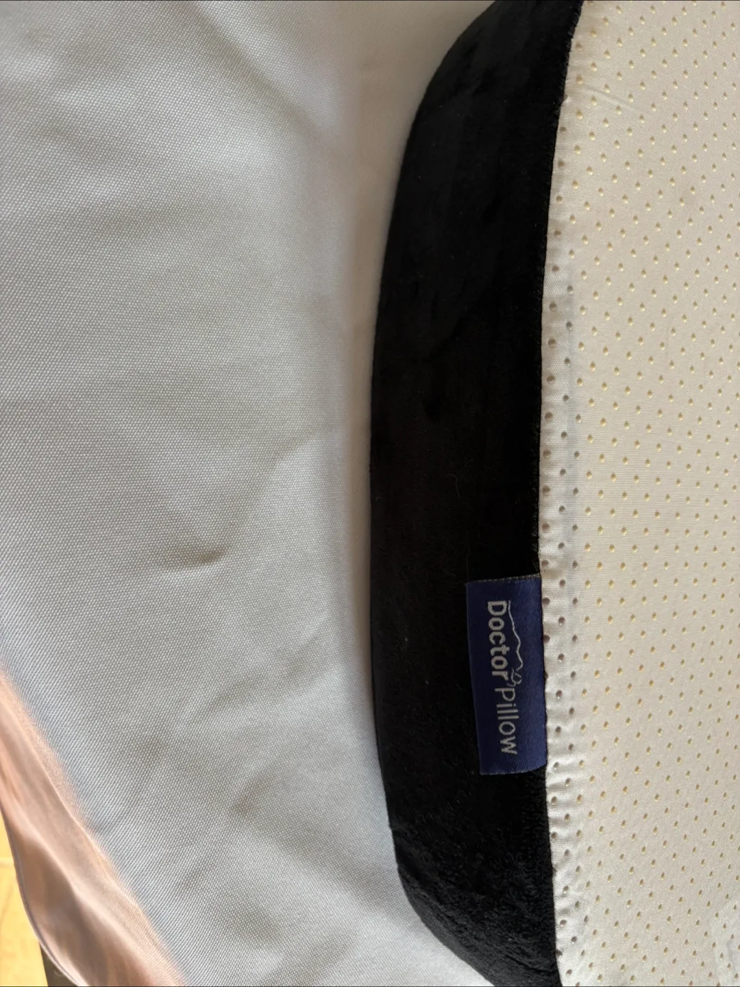 Doctor Pillow Seat Cushion image indicator(3)