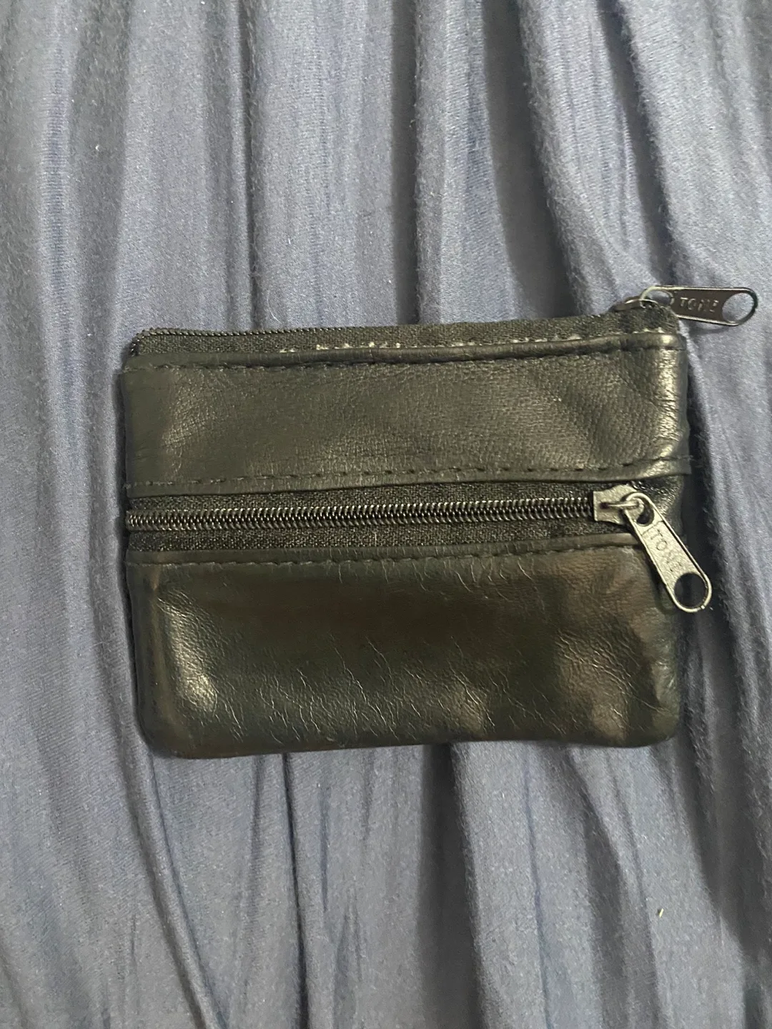 Black Triple-Compartment Zippered Pouch image indicator(2)