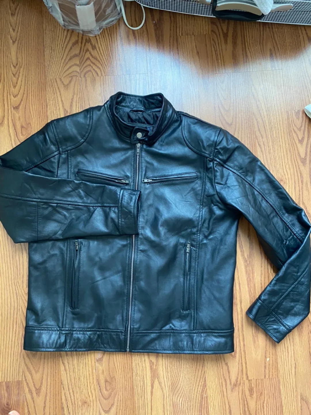 Oyster Pearl Black Leather Jacket - Medium image indicator(4)