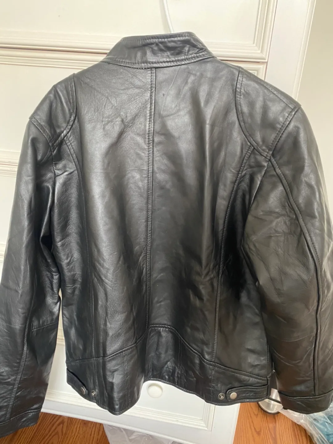 Oyster Pearl Black Leather Jacket - Medium image indicator(3)