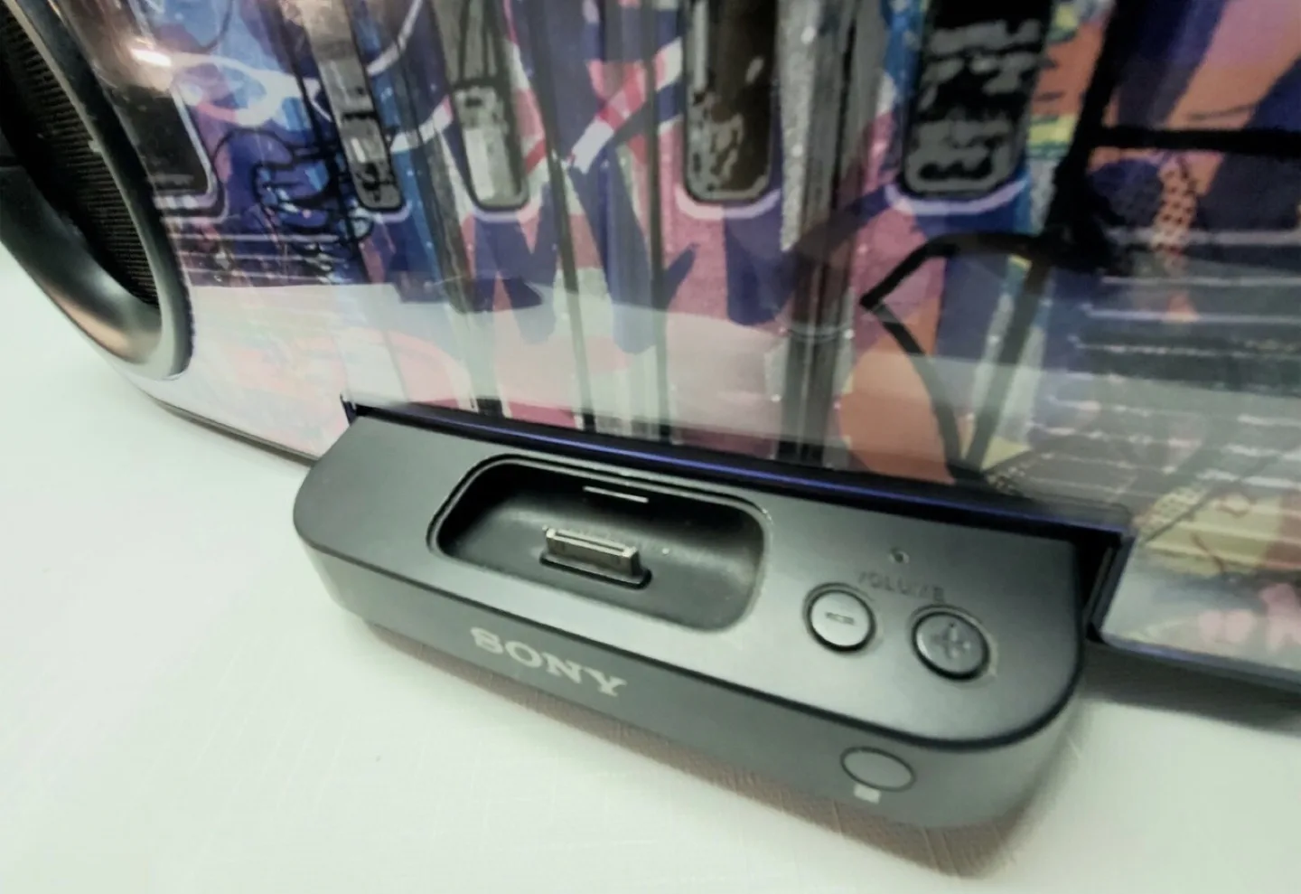 Sony Ipod Dock With Aux Input image indicator(4)