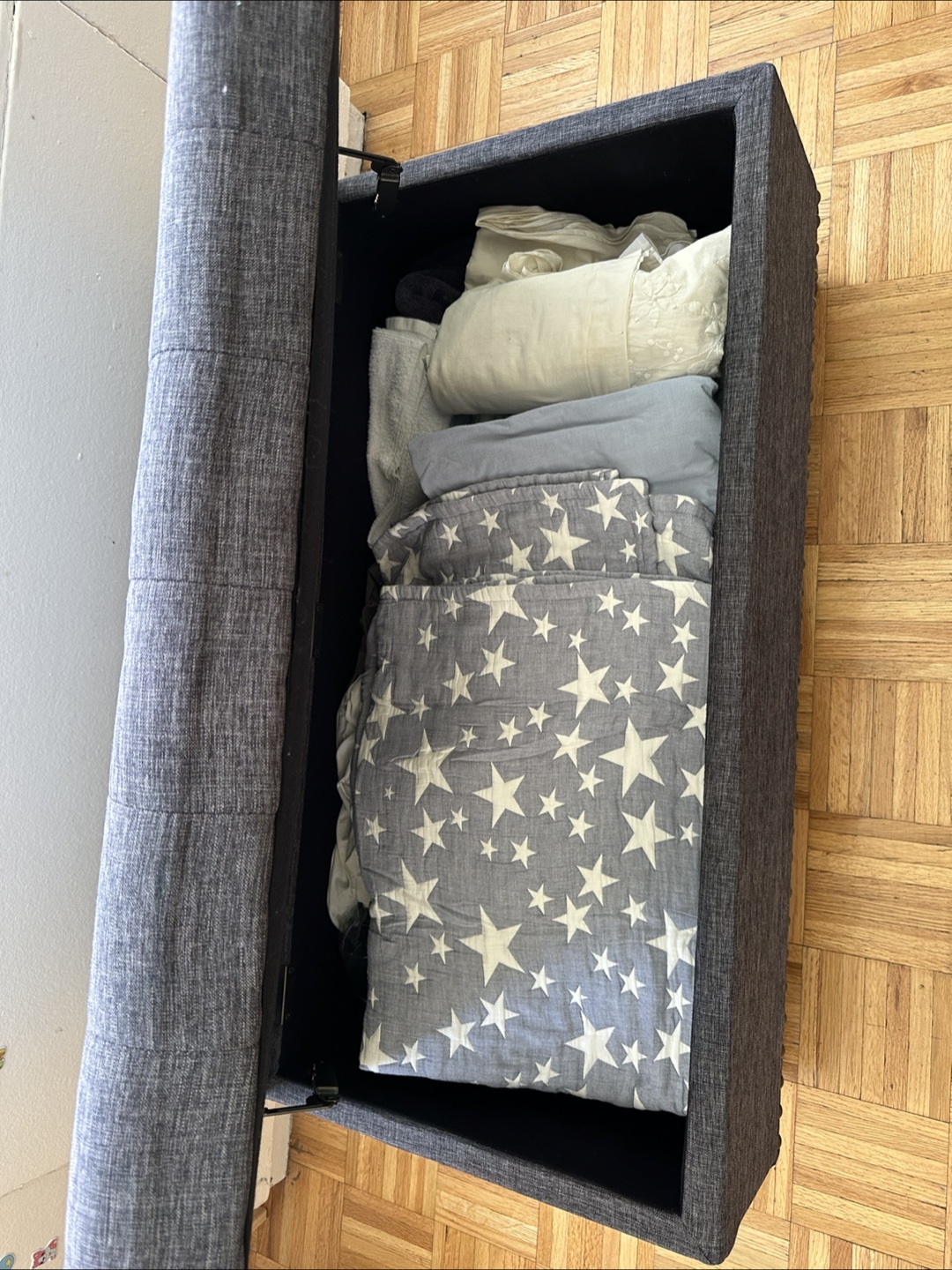 Tufted Fabric Storage Ottoman - photo 3