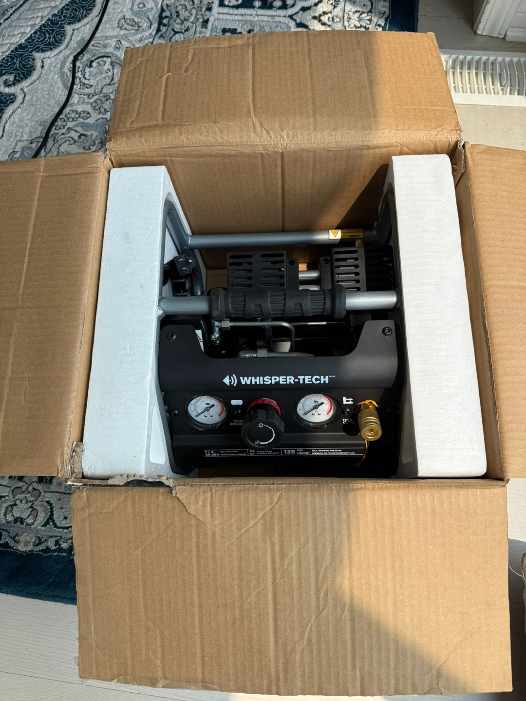 MAXIMUM 1-Gallon Quiet Air Compressor - photo 4