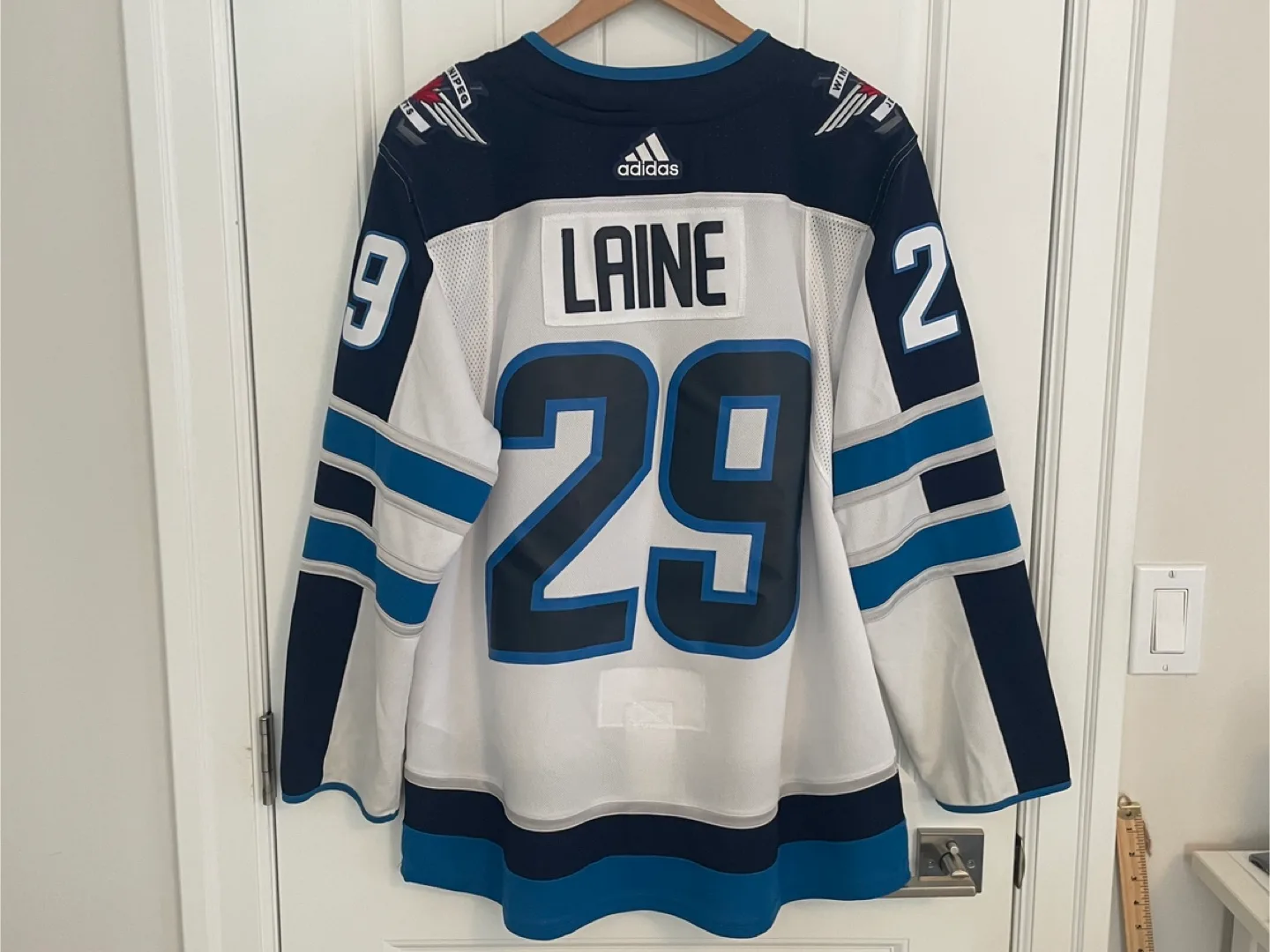 Authentic Adidas Winnipeg Jets Patrik Laine Jersey 50 Medium thumbnail