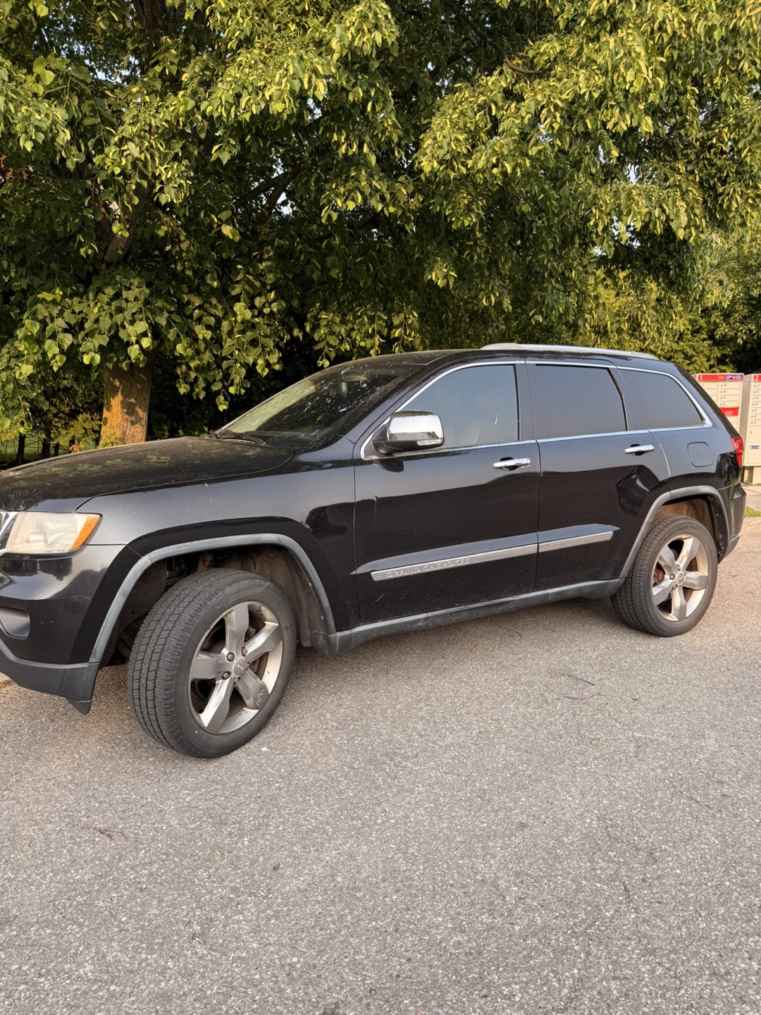 Jeep Grand Cherokee Overland 2011