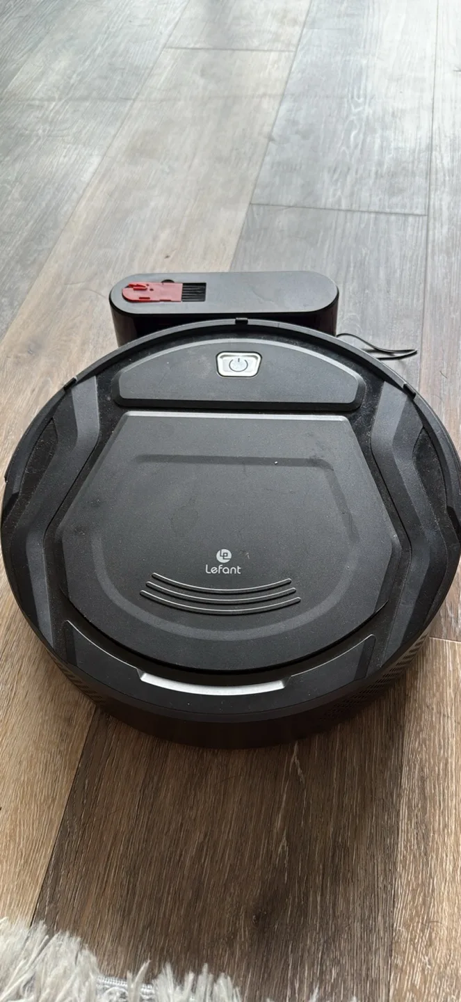 LeFANT Robot Vacuum thumbnail