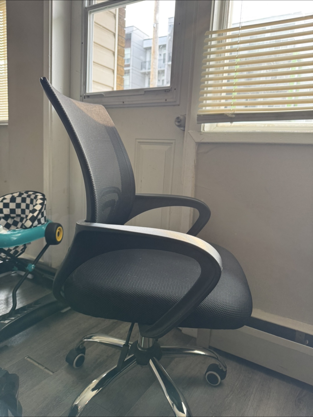 Black Mesh Office Chair
