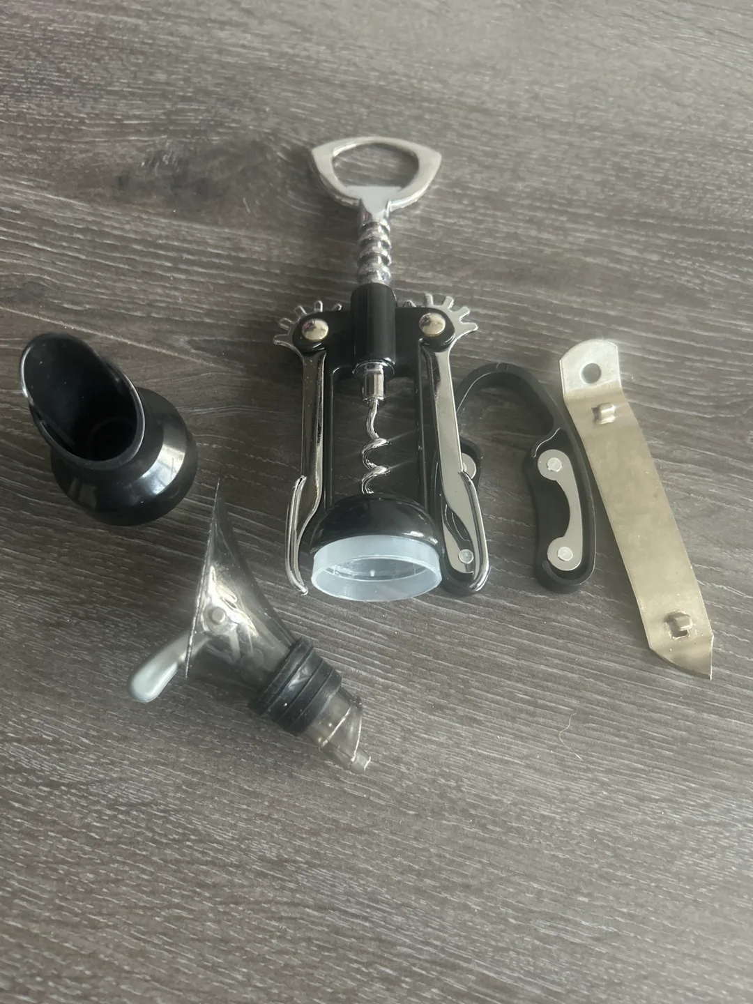 Wine Accessories Set thumbnail