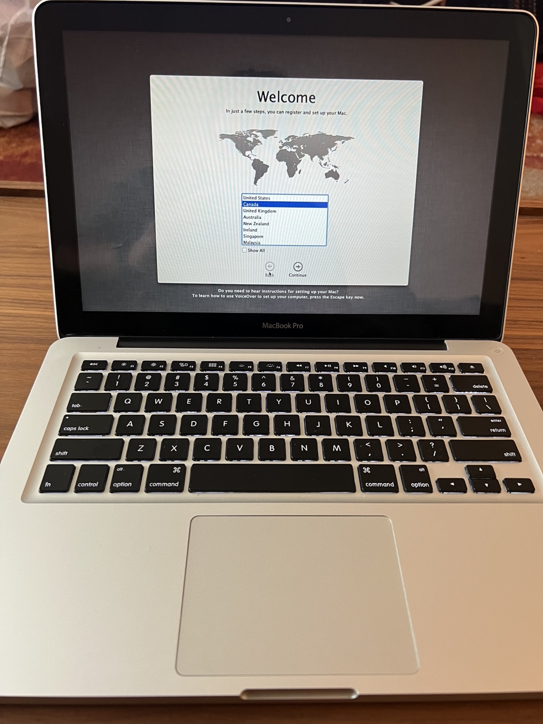 Apple 13” Macbook Pro 2010 - Good Condition - photo 2