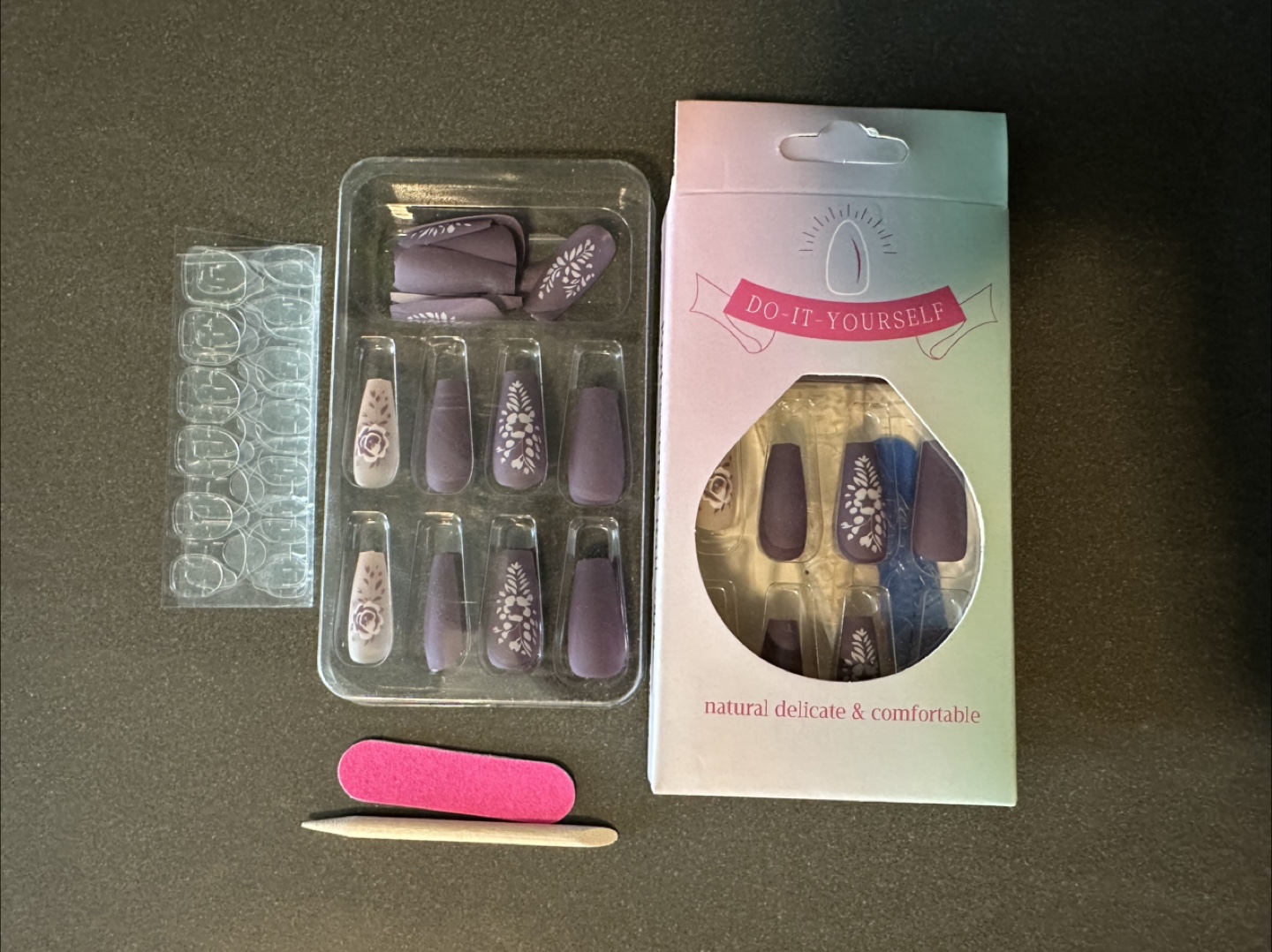 Nails - photo 3
