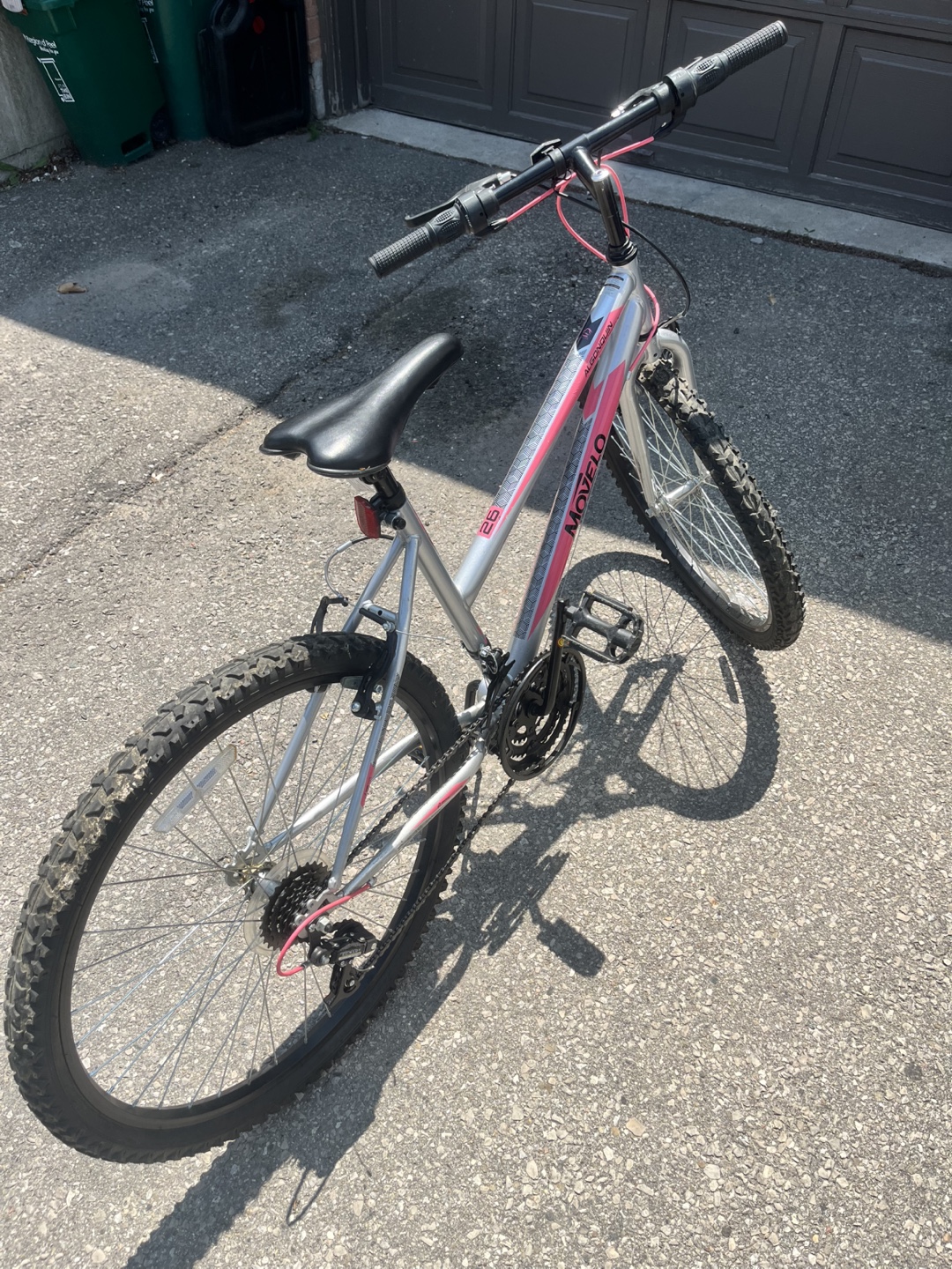 Movelo 26'' Mountain Bike - Excellent Condition - photo 2