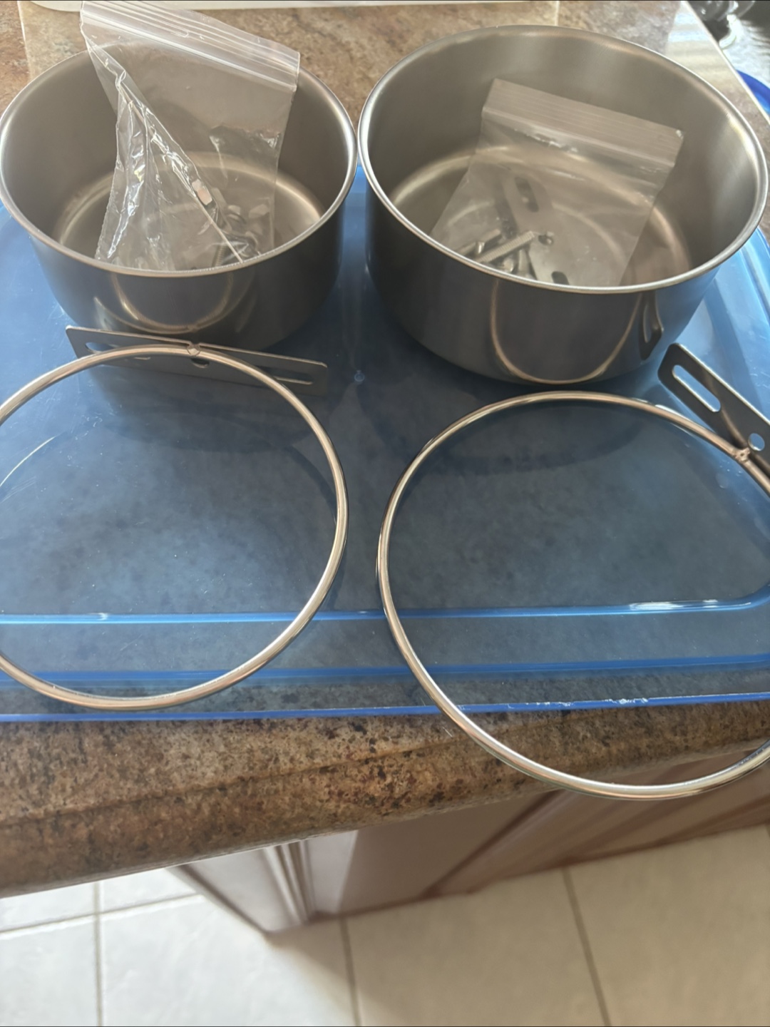 dog crate bowls