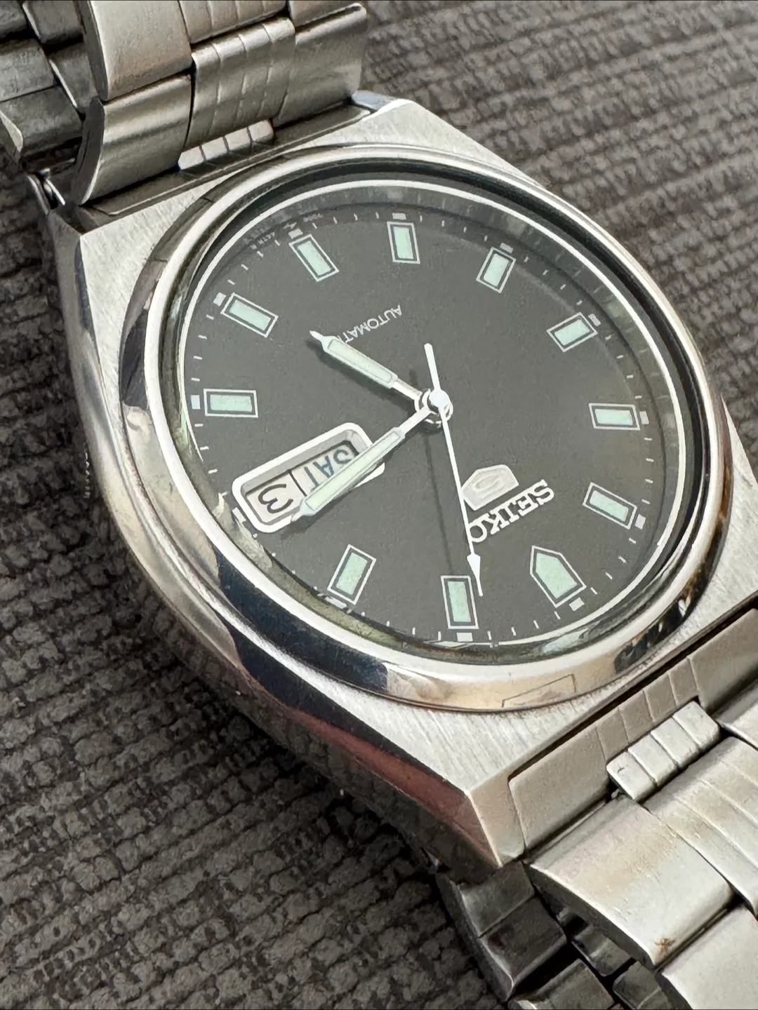 Seiko 5 Vintage Automatic Watch Grey 37mm 7009-876A image indicator(5)