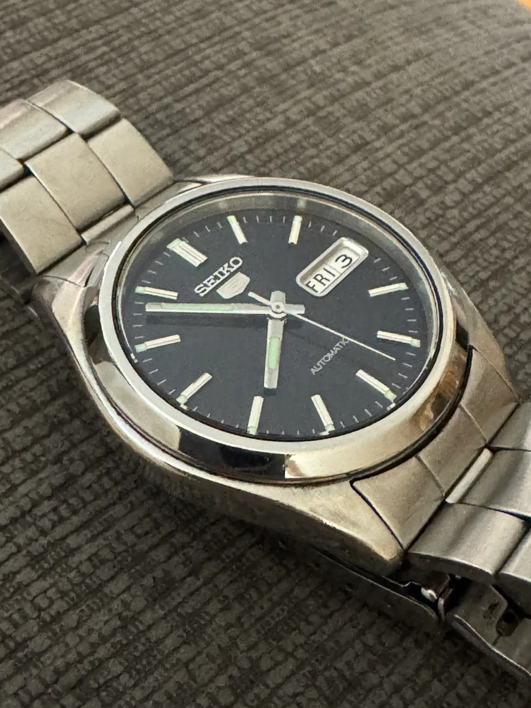 Seiko 5 SKX113 Vintage Blue Automatic Watch 37mm 7S26-0060 image indicator(4)