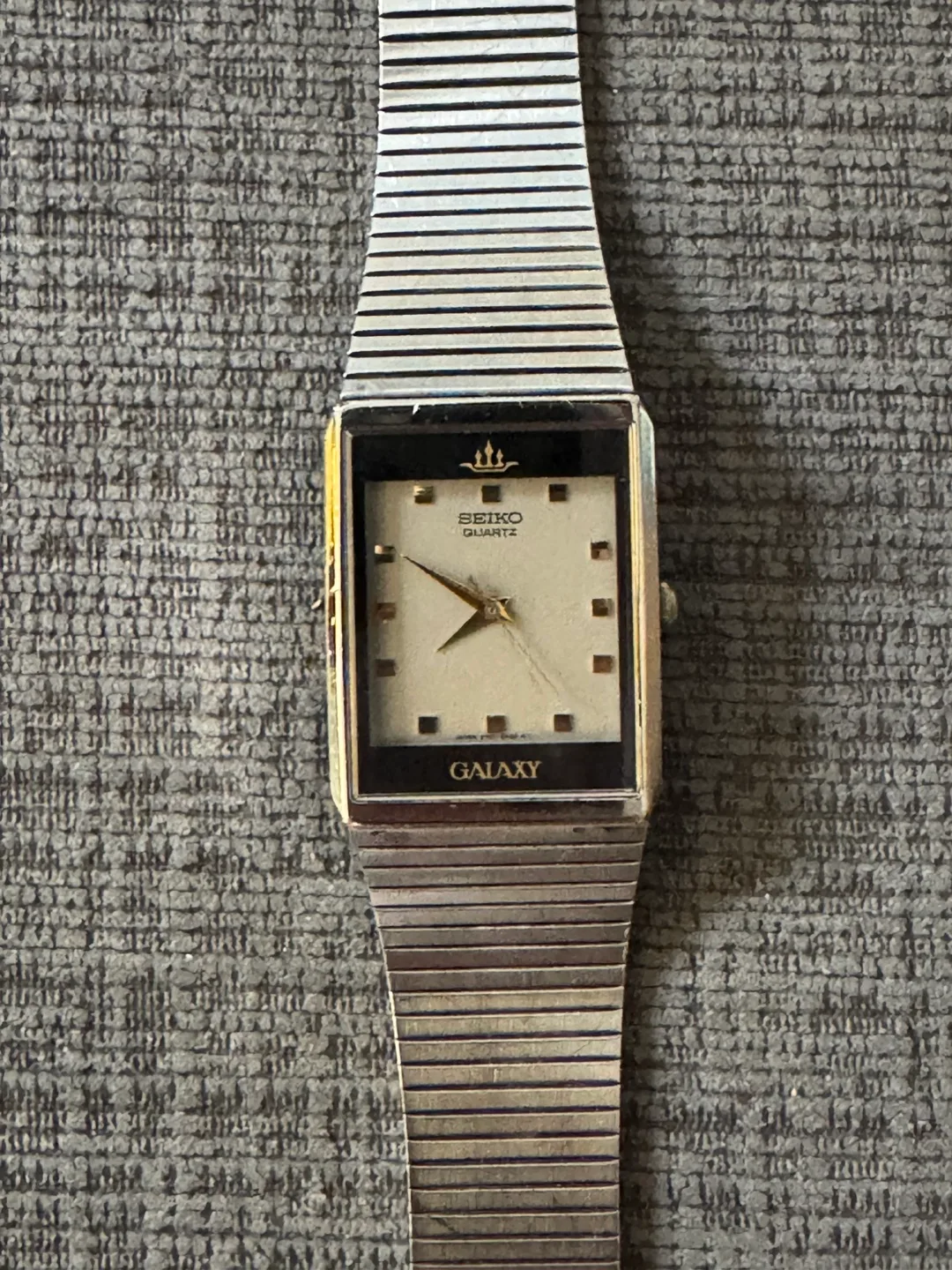 Seiko Vintage Galaxy Quartz Watch V701-5K20 24mm image indicator(2)