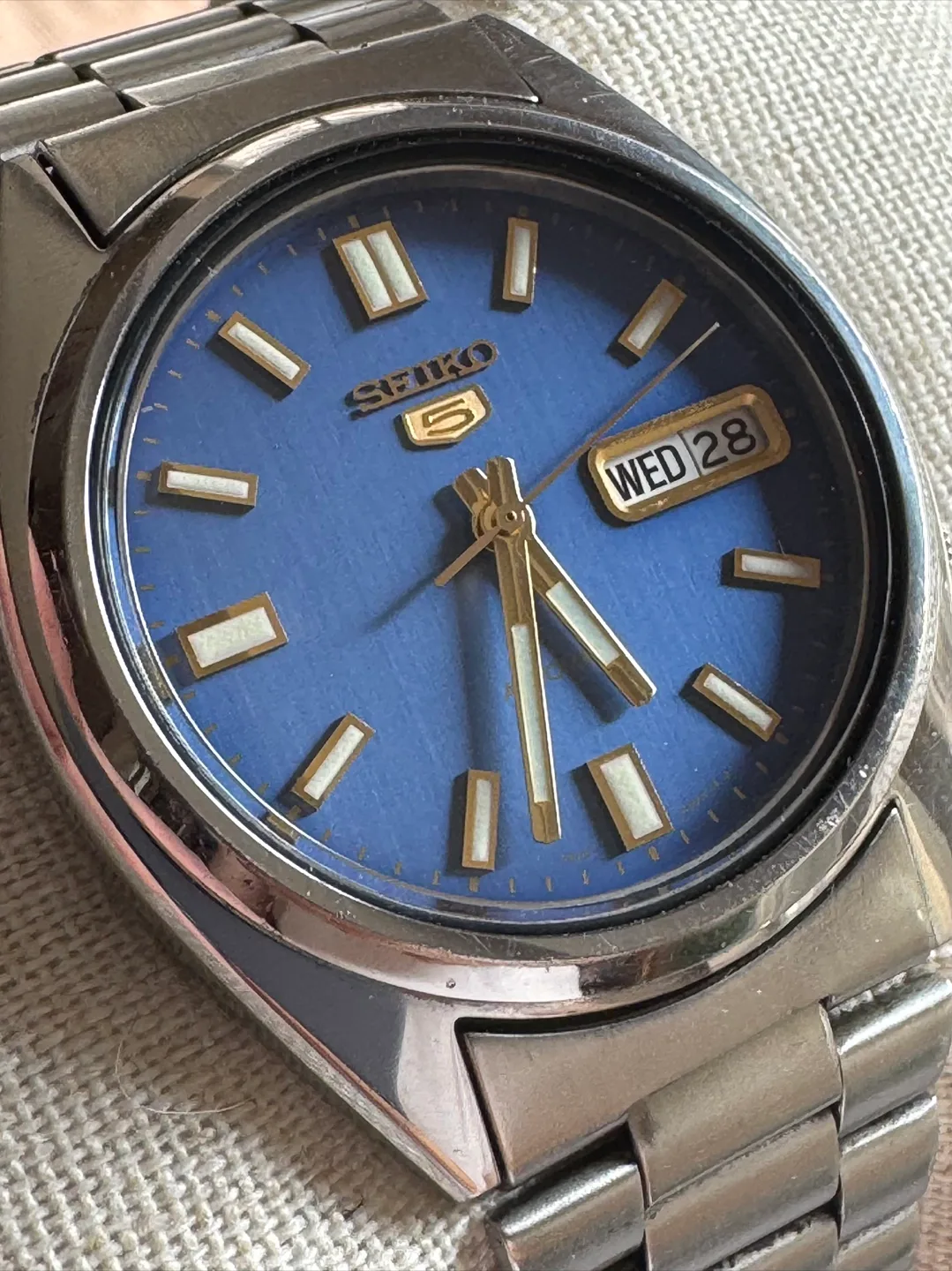 Seiko 5 Rare SNX799 Automatic Watch 37mm Blue 7S26-0480 thumbnail