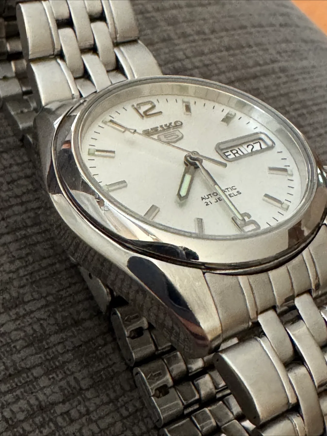 Seiko 5 SNK385 37mm Automatic Watch Silver 7S26-01V0 image indicator(4)