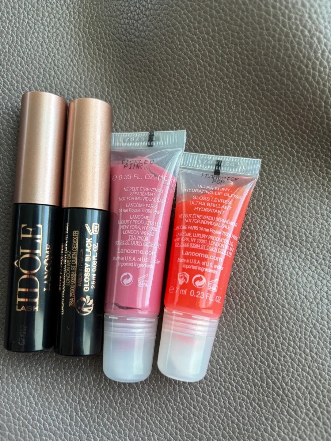 New Lancôme Makeup Bundle image indicator(2)