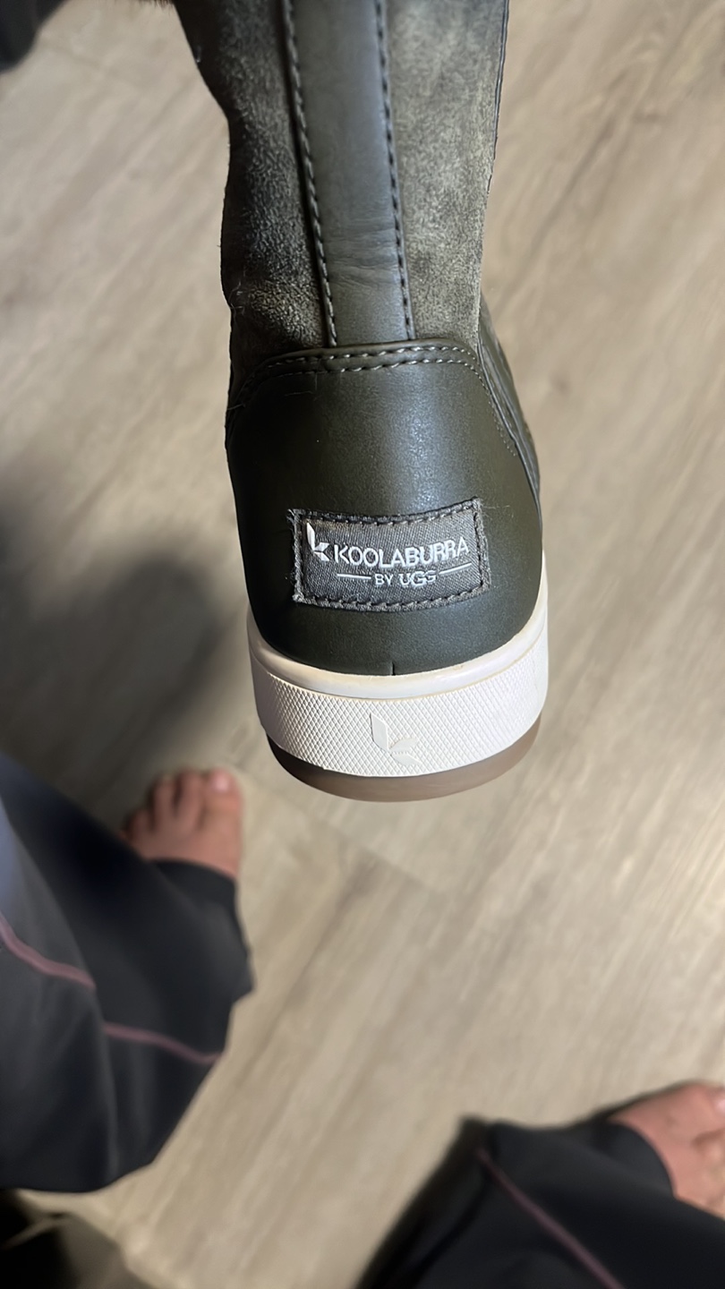 Koolaburra by UGG Winter Boots- no box - photo 2