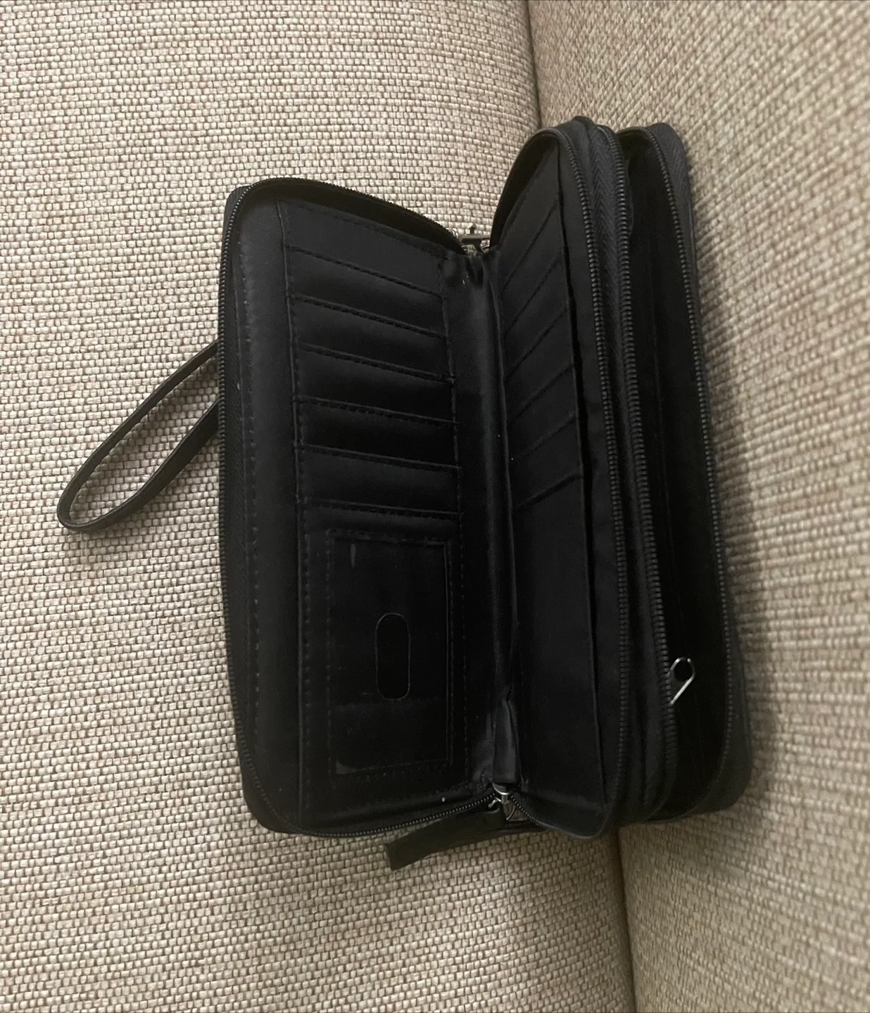 Nicole Miller Women’s Black Leather Wallet image indicator(7)