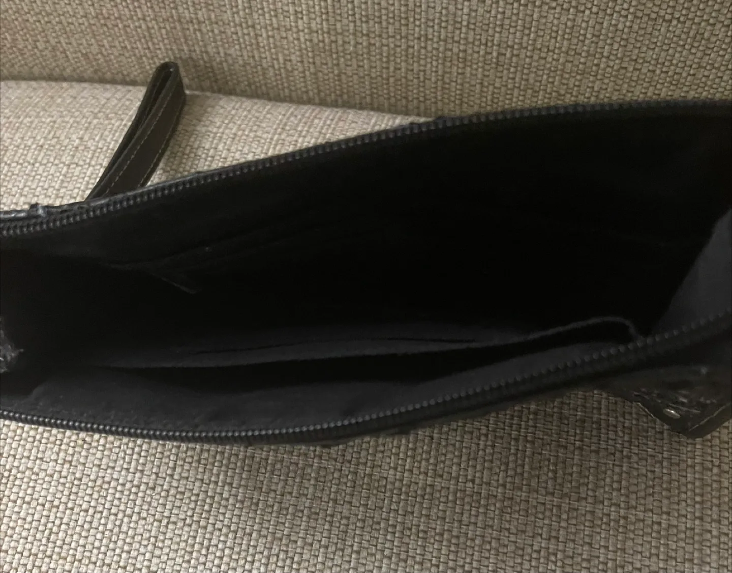 Rosetti Women’s Black and White Clutch Purse / Wallet image indicator(4)