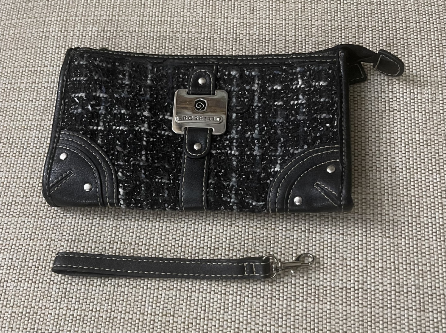 🌱 Rosetti Women’s Black and White Clutch Purse / Wallet - photo 3