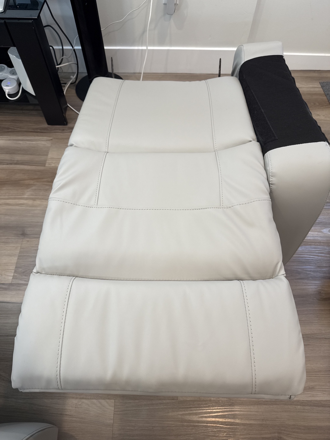Light Grey Reclining Seat - photo 2