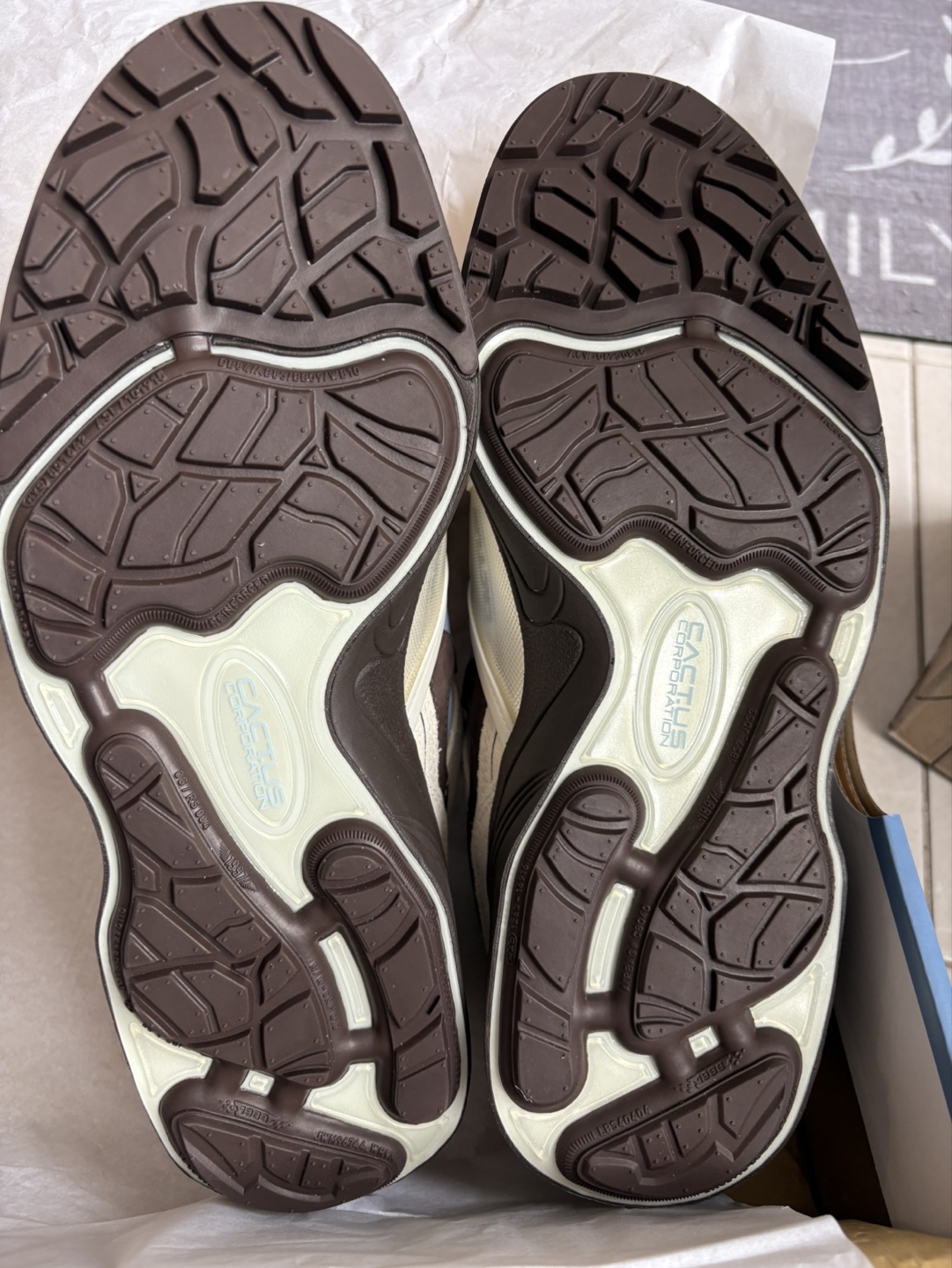 Travis scott Nike Zoom Field Jaxx for Retail - photo 2