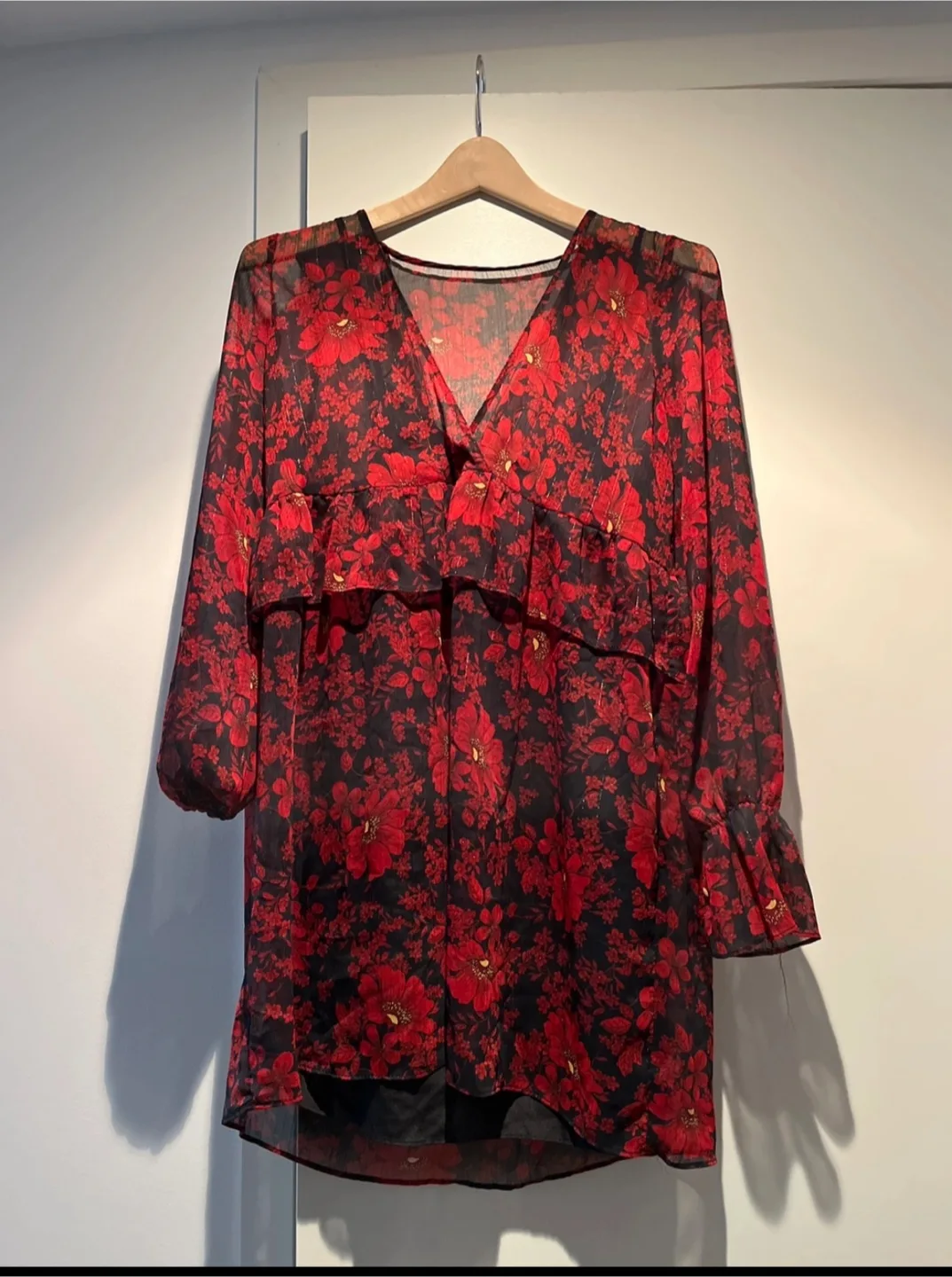 Zara Floral Print Dress - Size M image indicator(2)