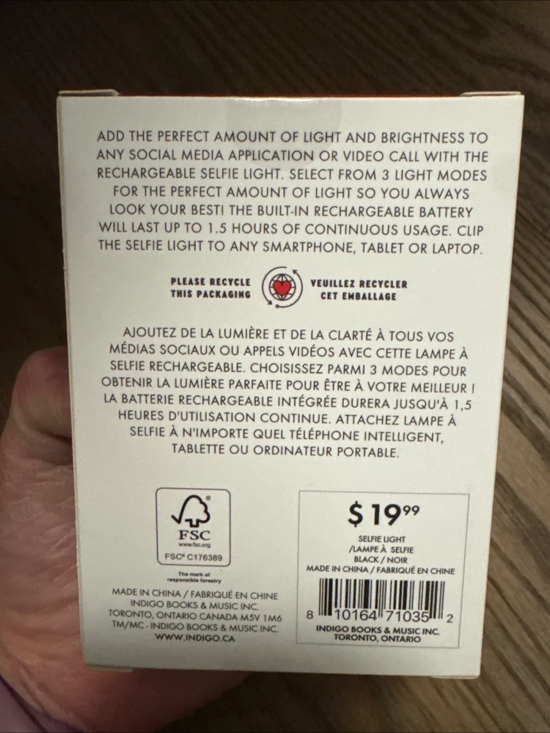 Rechargeable Selfie Light BRAND NEW image indicator(2)