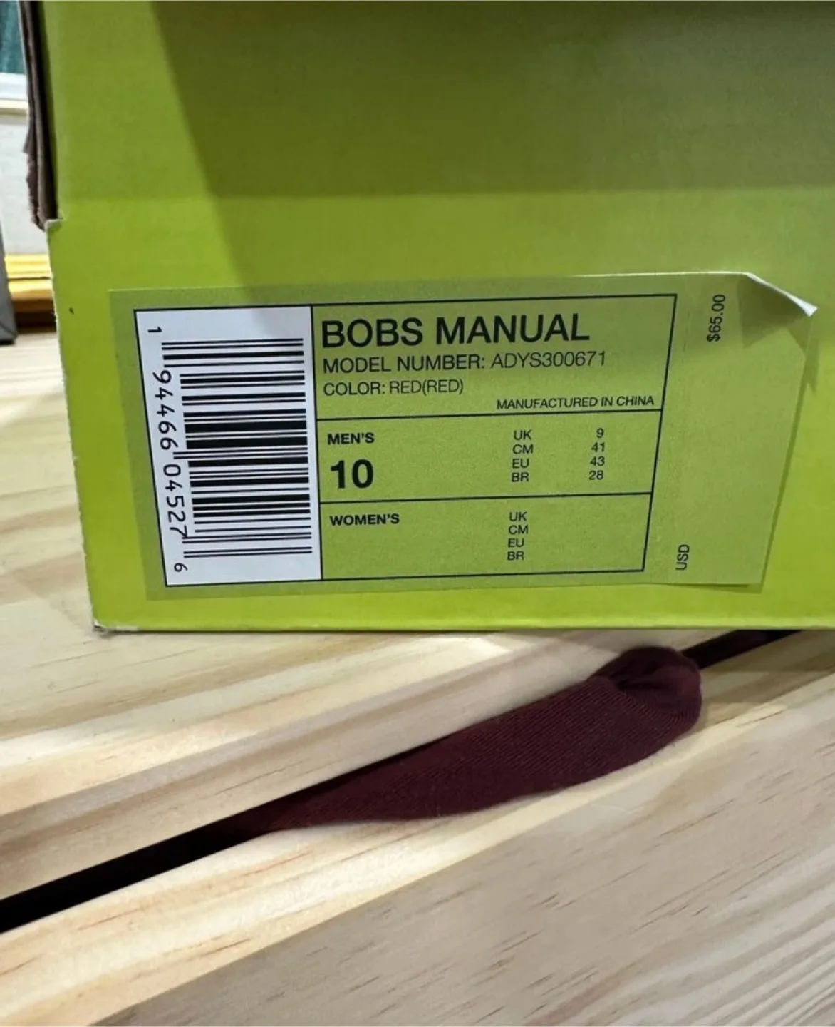 DC/Bob's burger’s Collab shoes, ketchup colour way.   Size 10 image indicator(4)