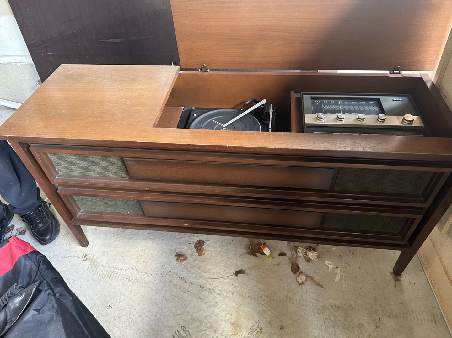 Vintage Stereo Console - photo 3
