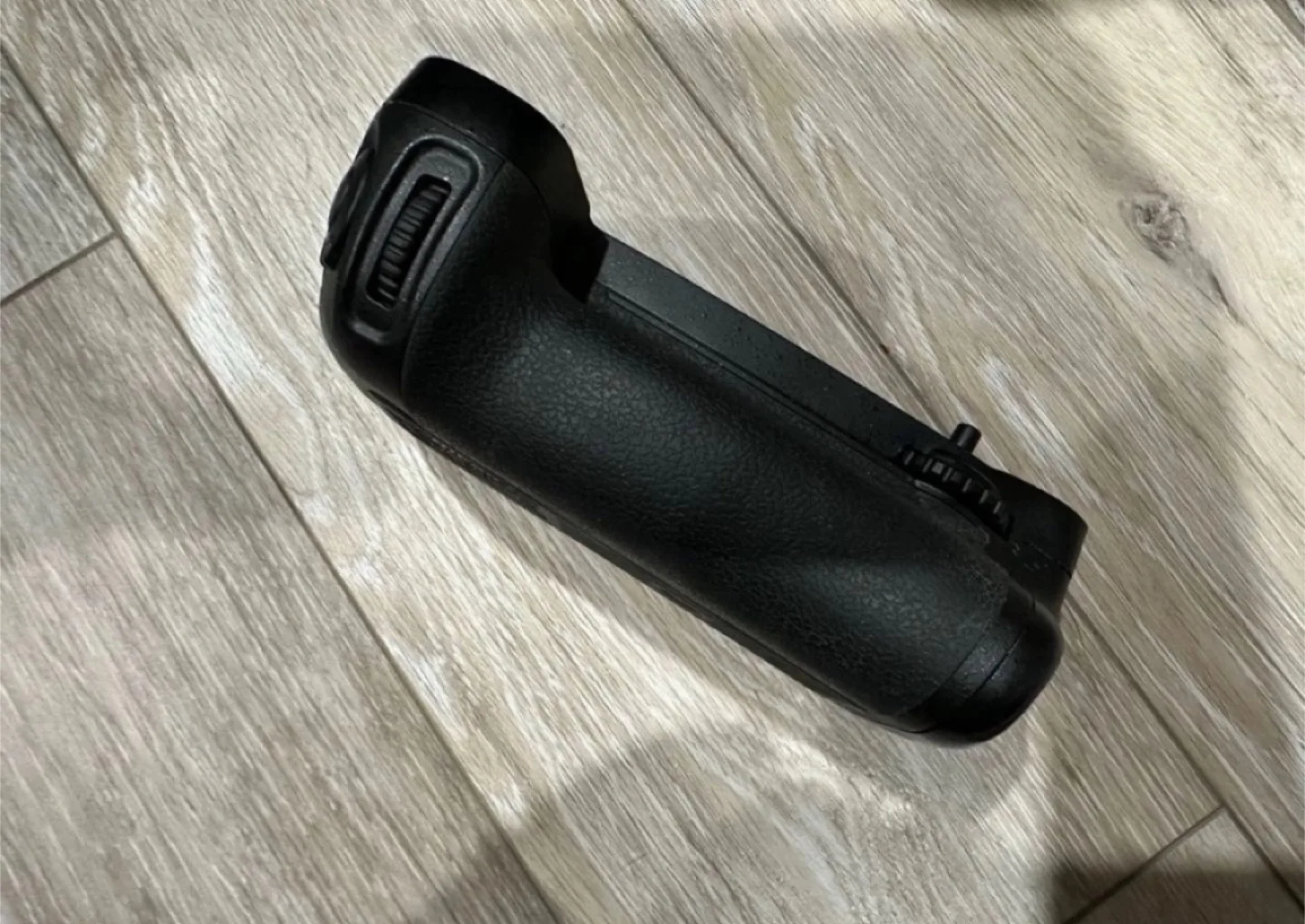 Nikon D7200 DSLR, DSLR lenses, camera bag, battery, MORE image indicator(6)