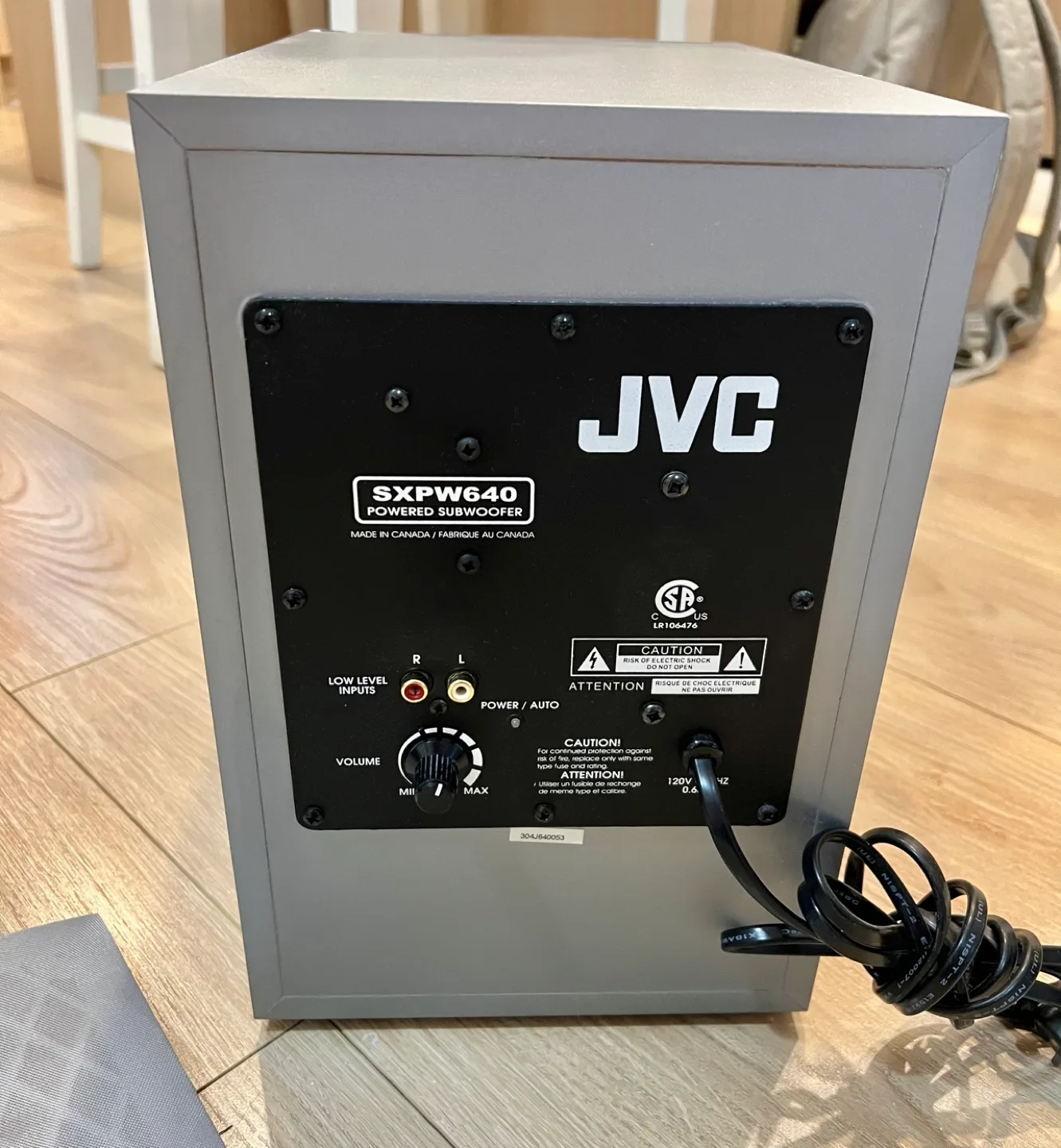 JVC Powered Subwoofer Made in Canada, Excellent condition image indicator(3)