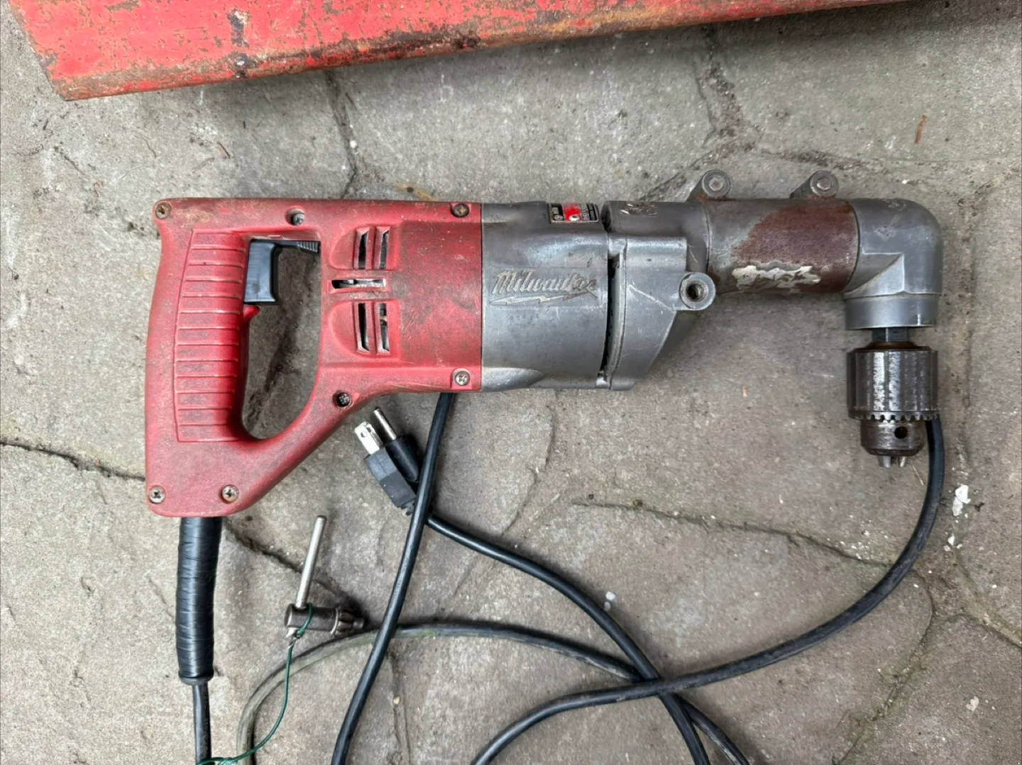 Milwaukee right angle drill image indicator(3)