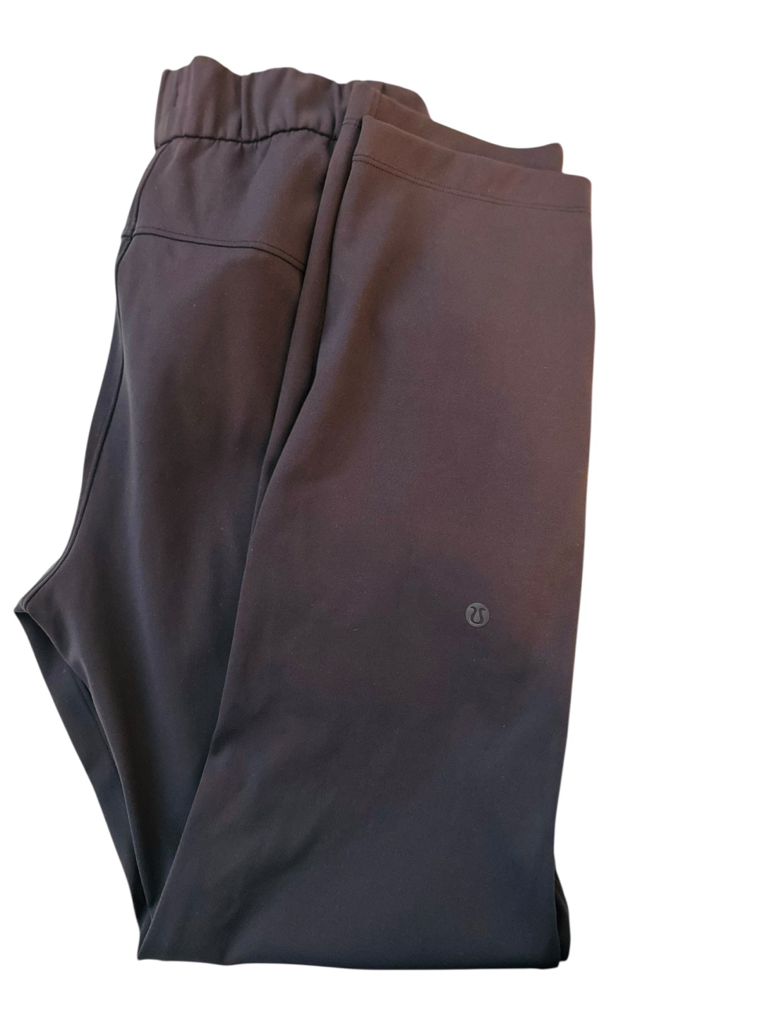 Lululemon navy on the fly