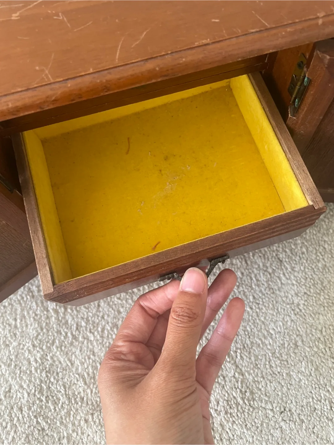 Vintage Wooden Jewelry Box image indicator(7)