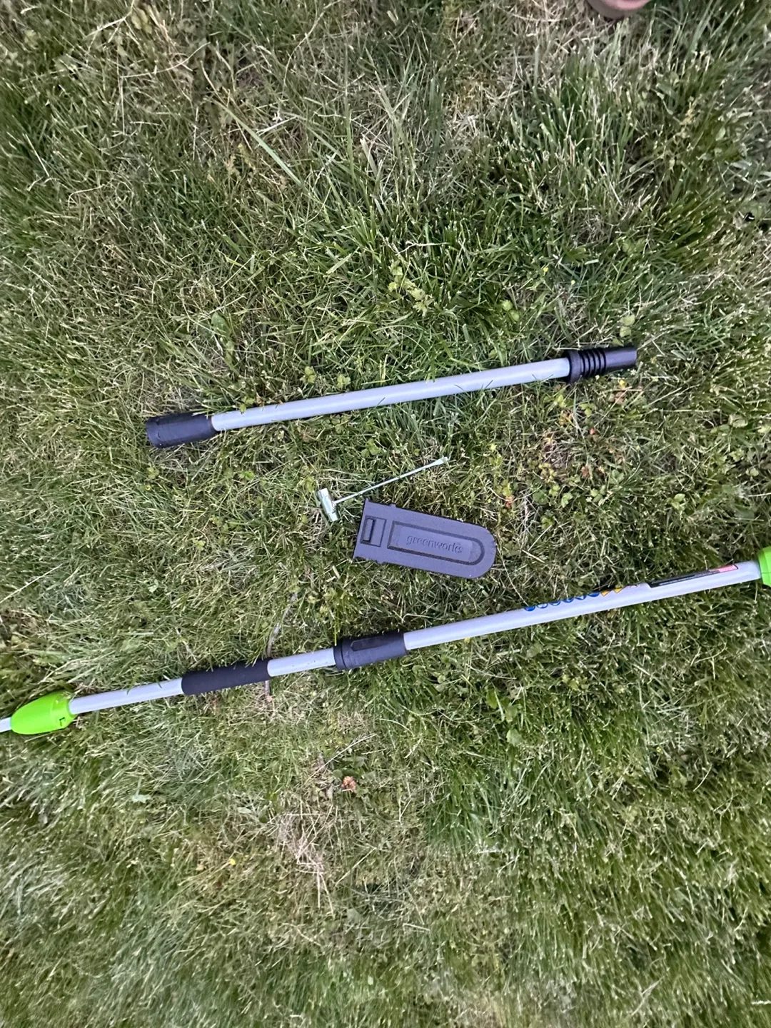 Greenworks 24V 8” pole saw image indicator(7)