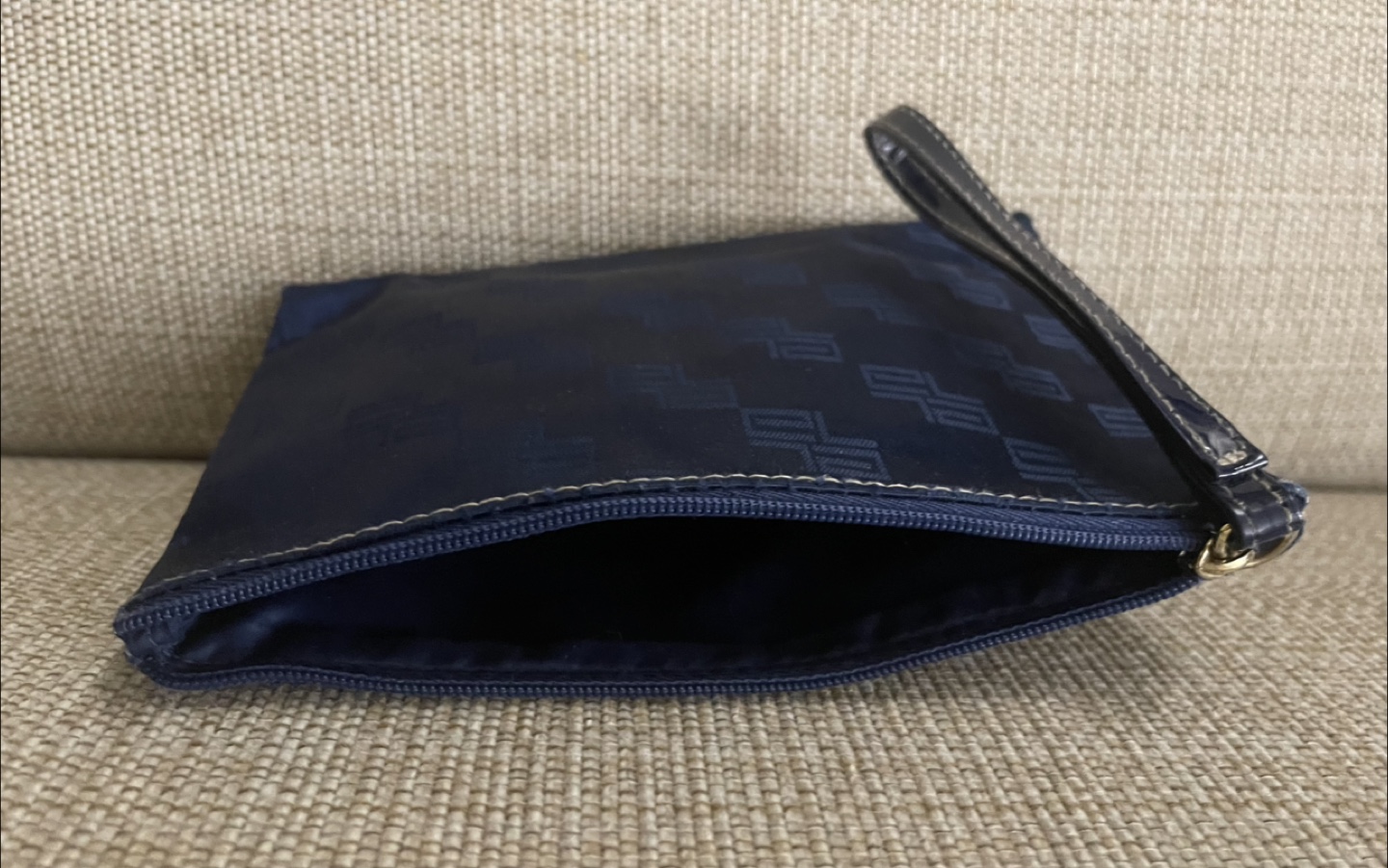 🌱 Dark Blue Wristlet Pouch / Cosmetic Bag - photo 5