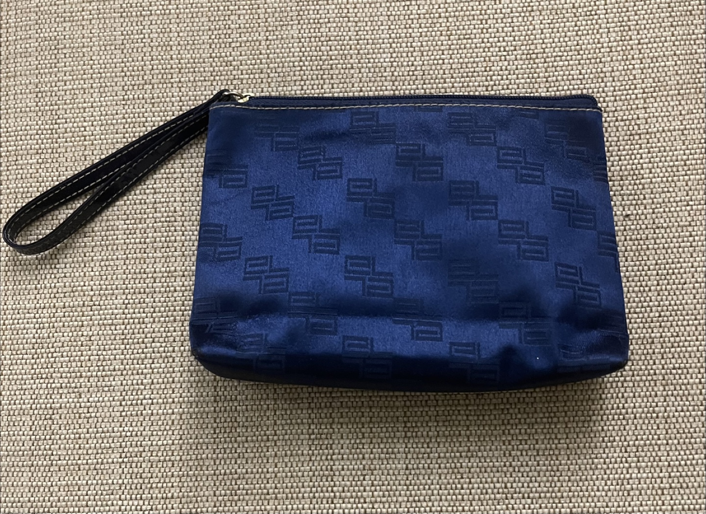 🌱 Dark Blue Wristlet Pouch / Cosmetic Bag