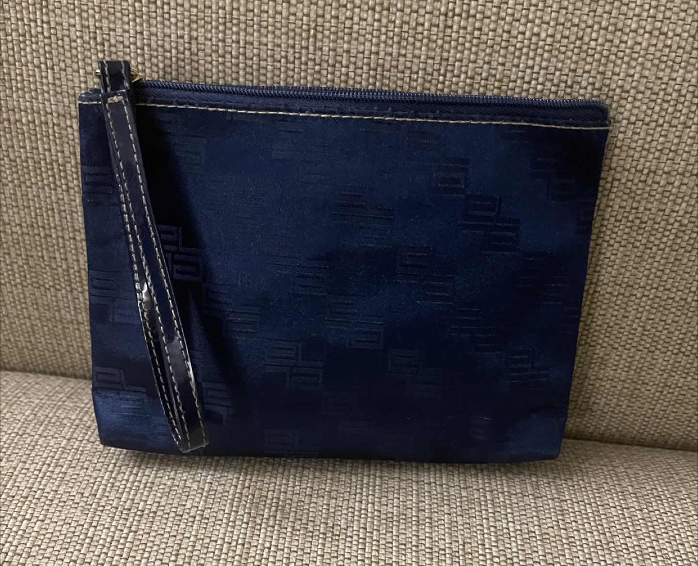 🌱 Dark Blue Wristlet Pouch / Cosmetic Bag - photo 2